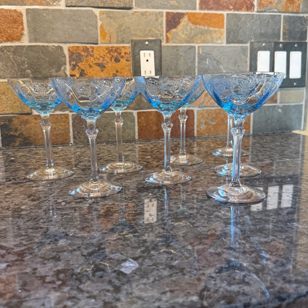 Vintage Fostoria Versailles Blue Water Champagne/Sherbet Crystal 8pc Flawless